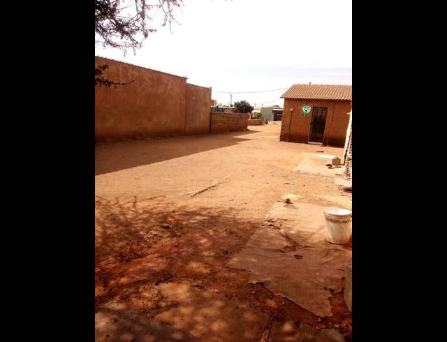 2 BEDROOM HOUSE FOR SALE IN SOSHANGUVE XX